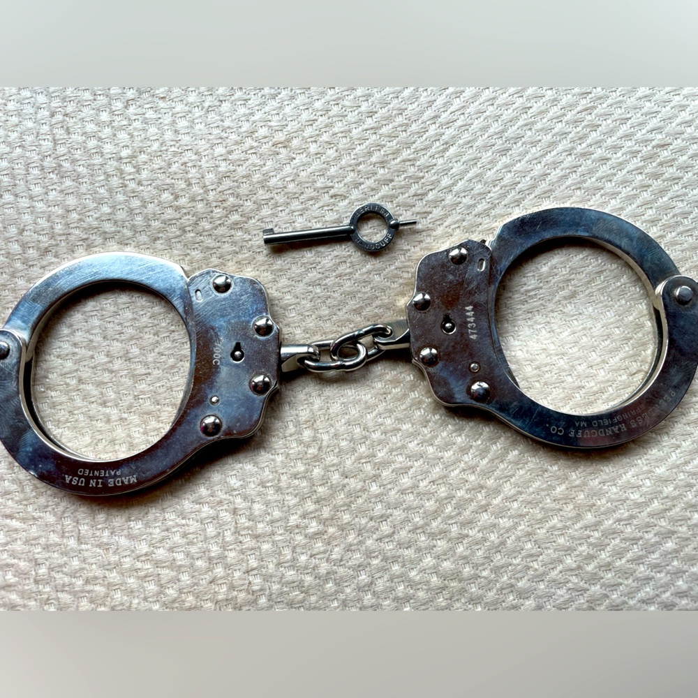 Handcuffs with key